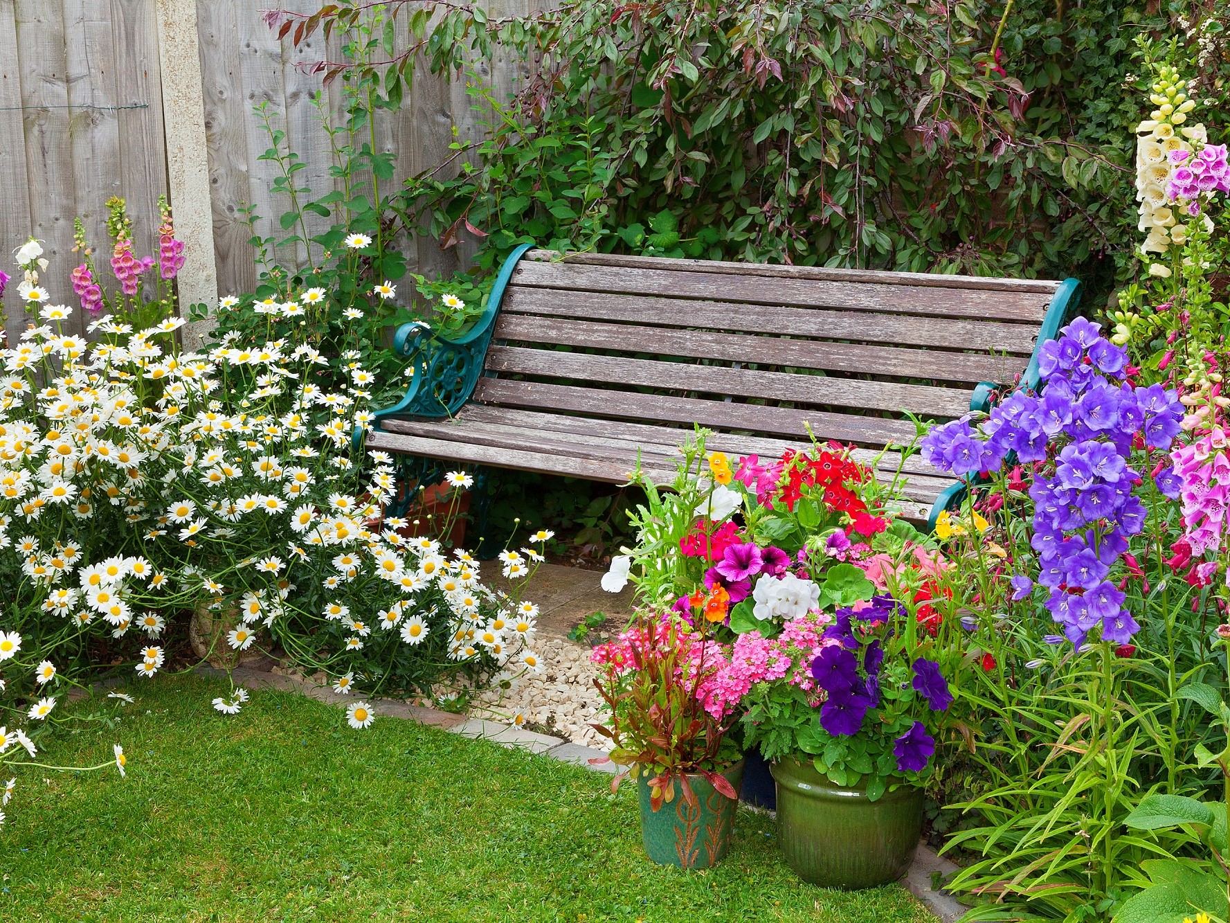 Garten-Bank-sug-shutterstock